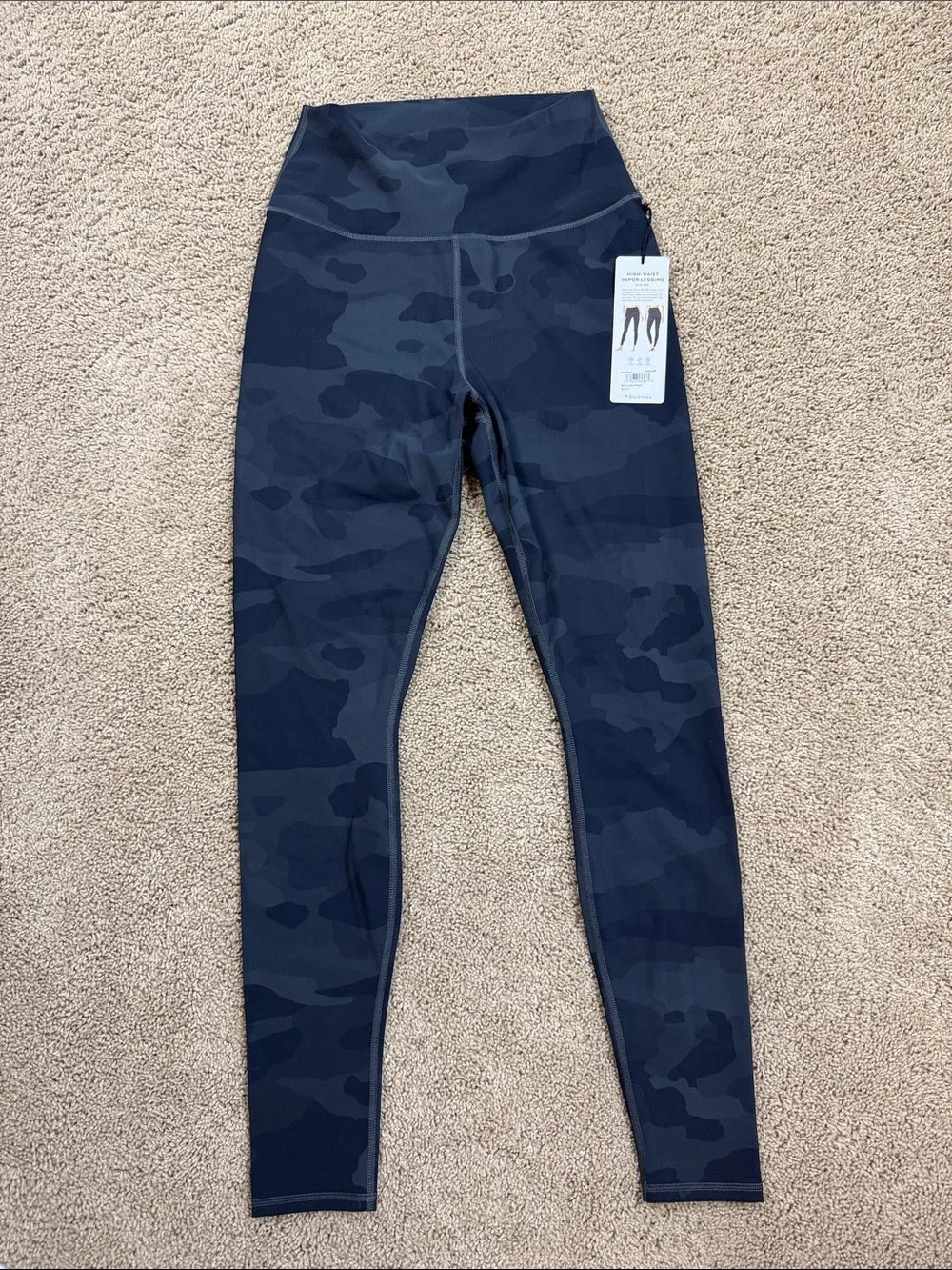 ALO Yoga | High-Waist Camo Vapor Leggings | L